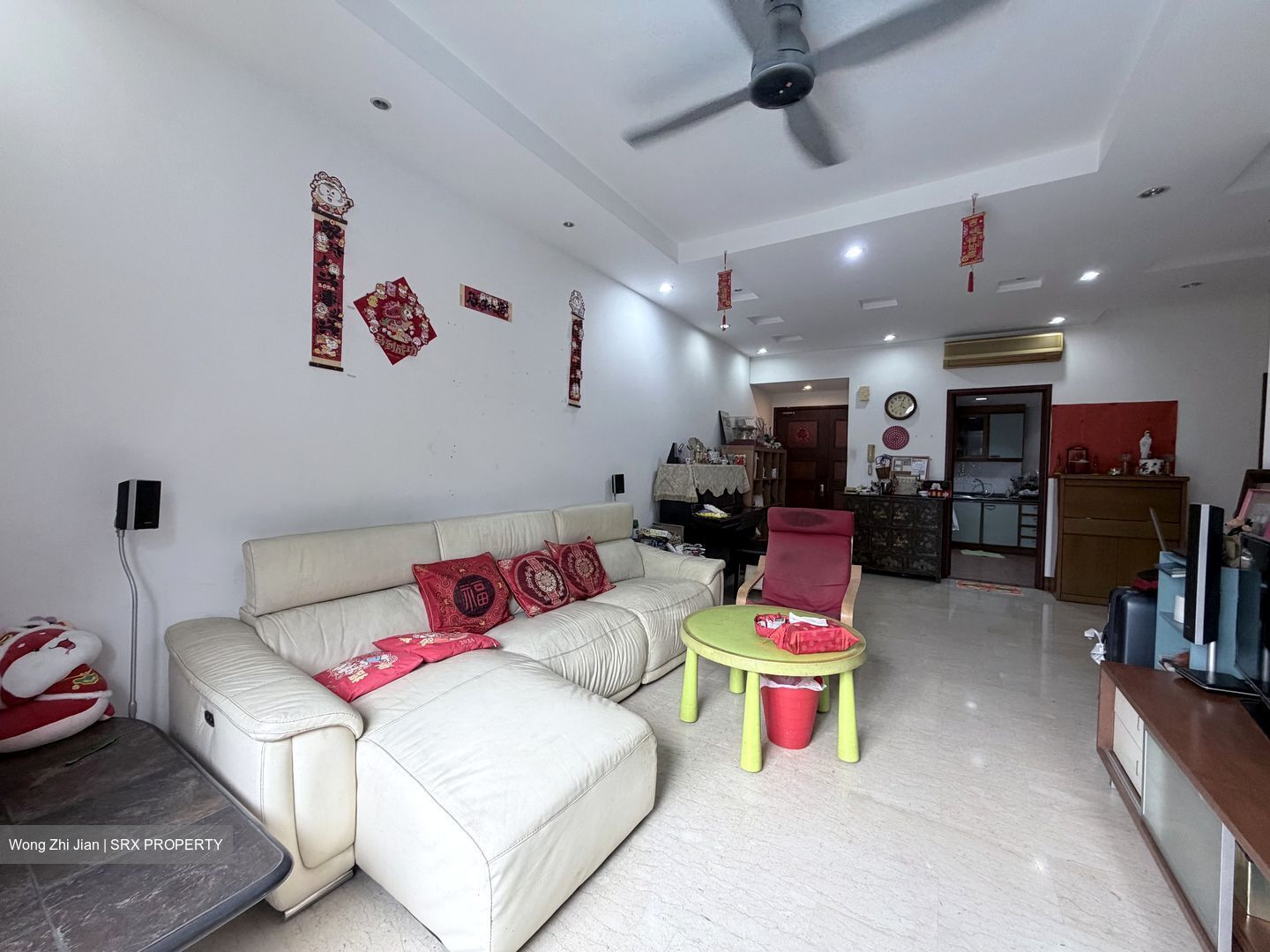 Seletaris (D27), Condominium #558807691